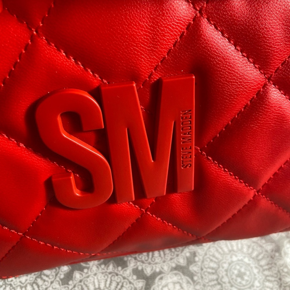 Steve Madden~NWT~Candy Apple Red~Quilted~Faux Leather~Satchel/Crossbody Set - Picture 2 of 13